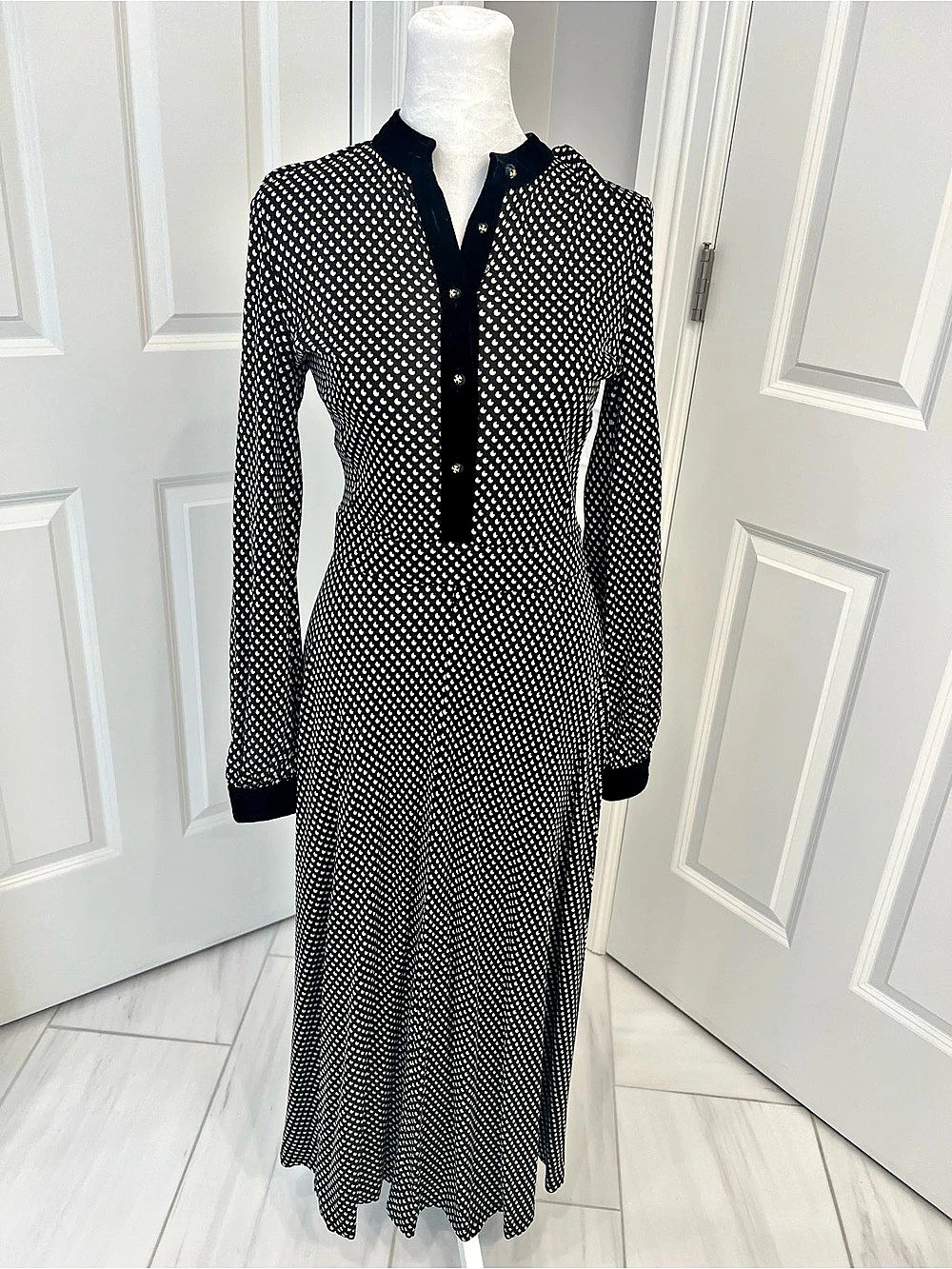 Tory Burch Anja Midi Dress in Black Jazz Dot Black Jazz Dot Size XS